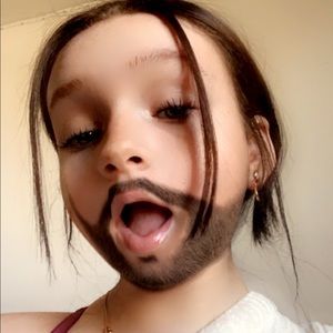 Meet your Posher, Brianna